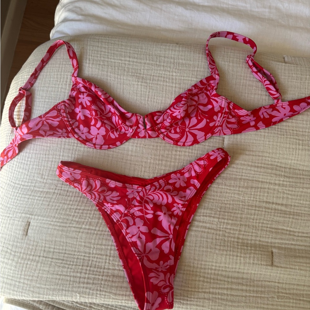 PacSun Red and Pink Floral Bikini Set